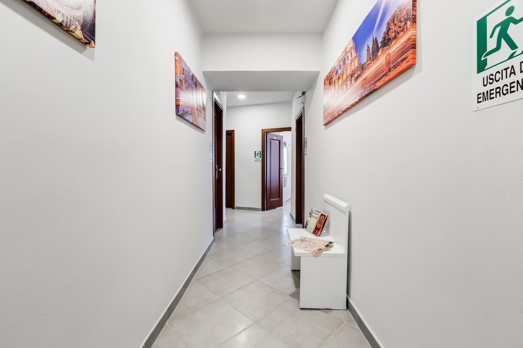 Hotel Wonderful Time Rzym Zewnętrze zdjęcie